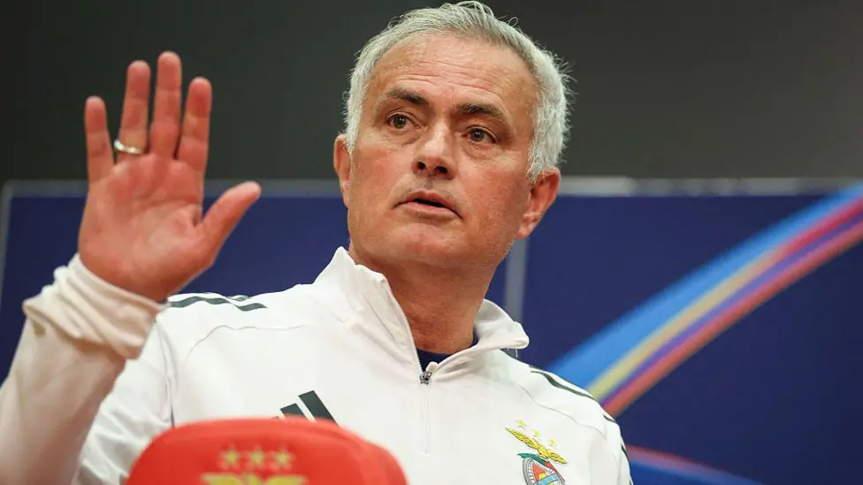 Jose Mourihno leaves Benfica
